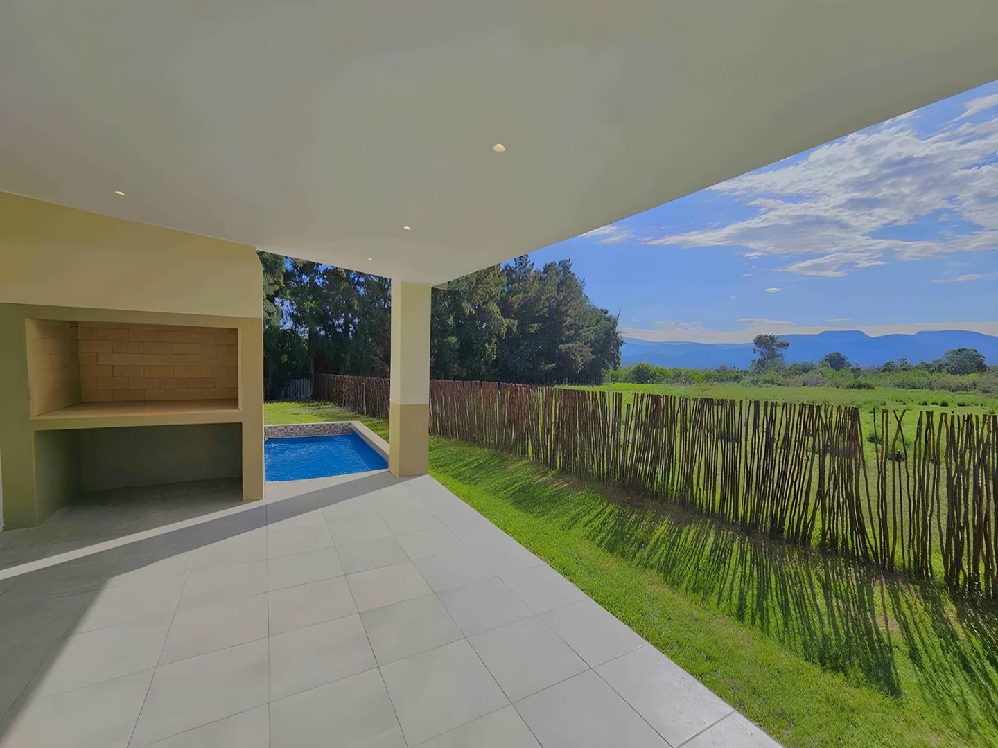 3 Bedroom House for sale in Montagu P24114303220