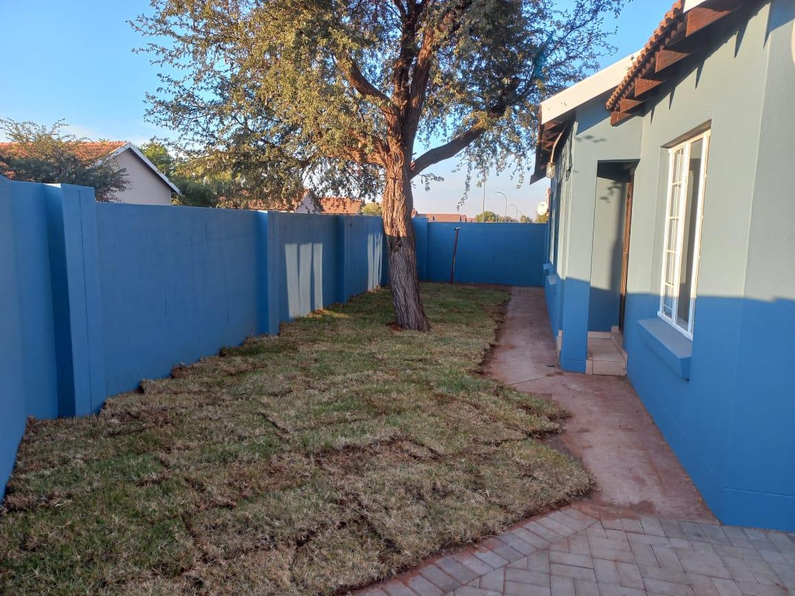 3 Bedroom House to rent in Kathu P24114305186