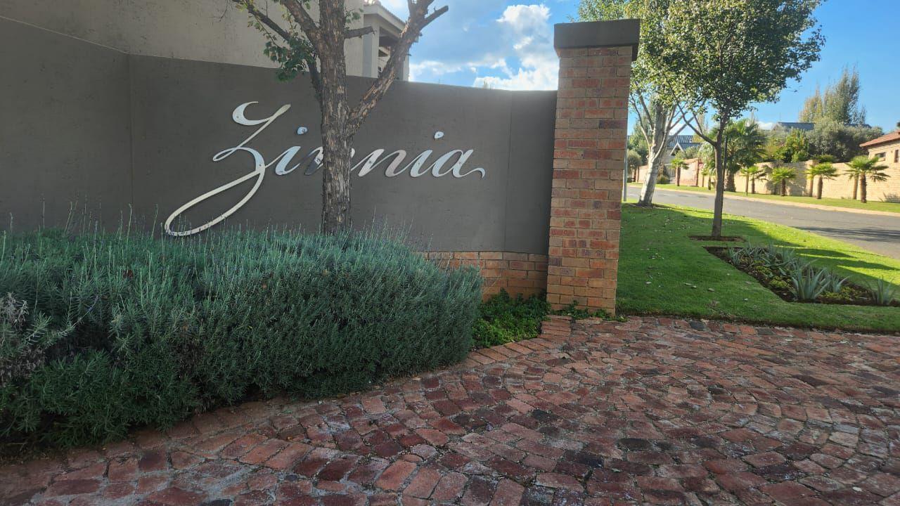 3 Bedroom Apartment / flat for sale in Tuscany Ridge P24114305297