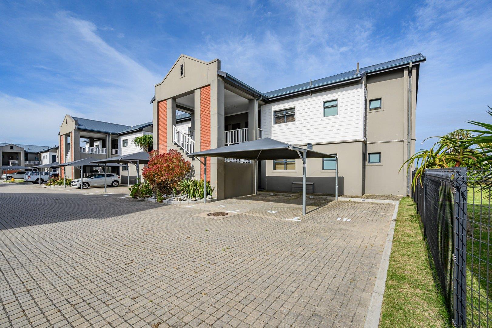 Pinelands, Port Elizabeth Property Apartments / flats to rent in