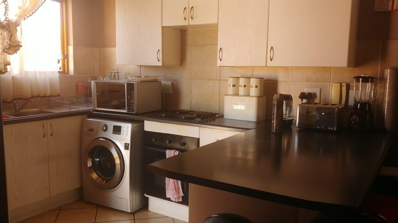 2 Bedroom Apartment / flat for sale in Northwold Candice Glades, 14