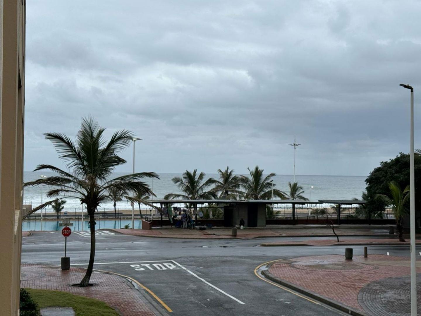 2 Bedroom Apartment / flat for sale in South Beach 227 O.r Tambo