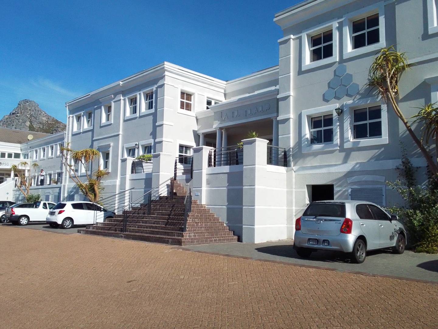 Commercial property to rent in Westlake P24114306698