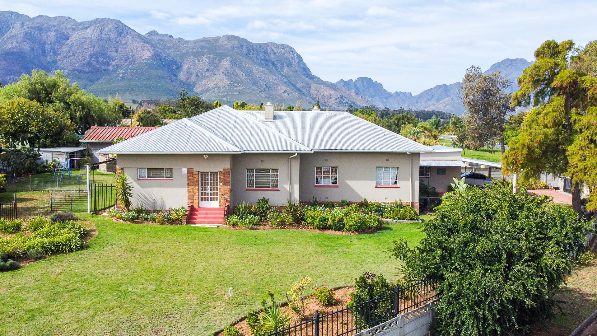 5 Bedroom House for sale in Wolseley 10 Waterkant Street P24112581033