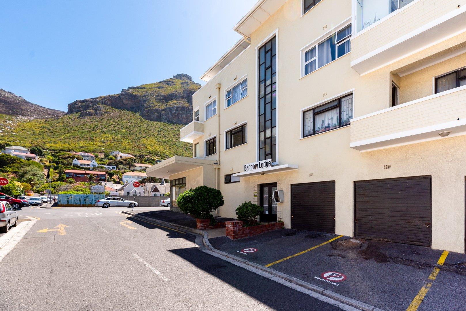 2 Bedroom Apartment / flat for sale in Muizenberg 5 Barrow Lodge ,73