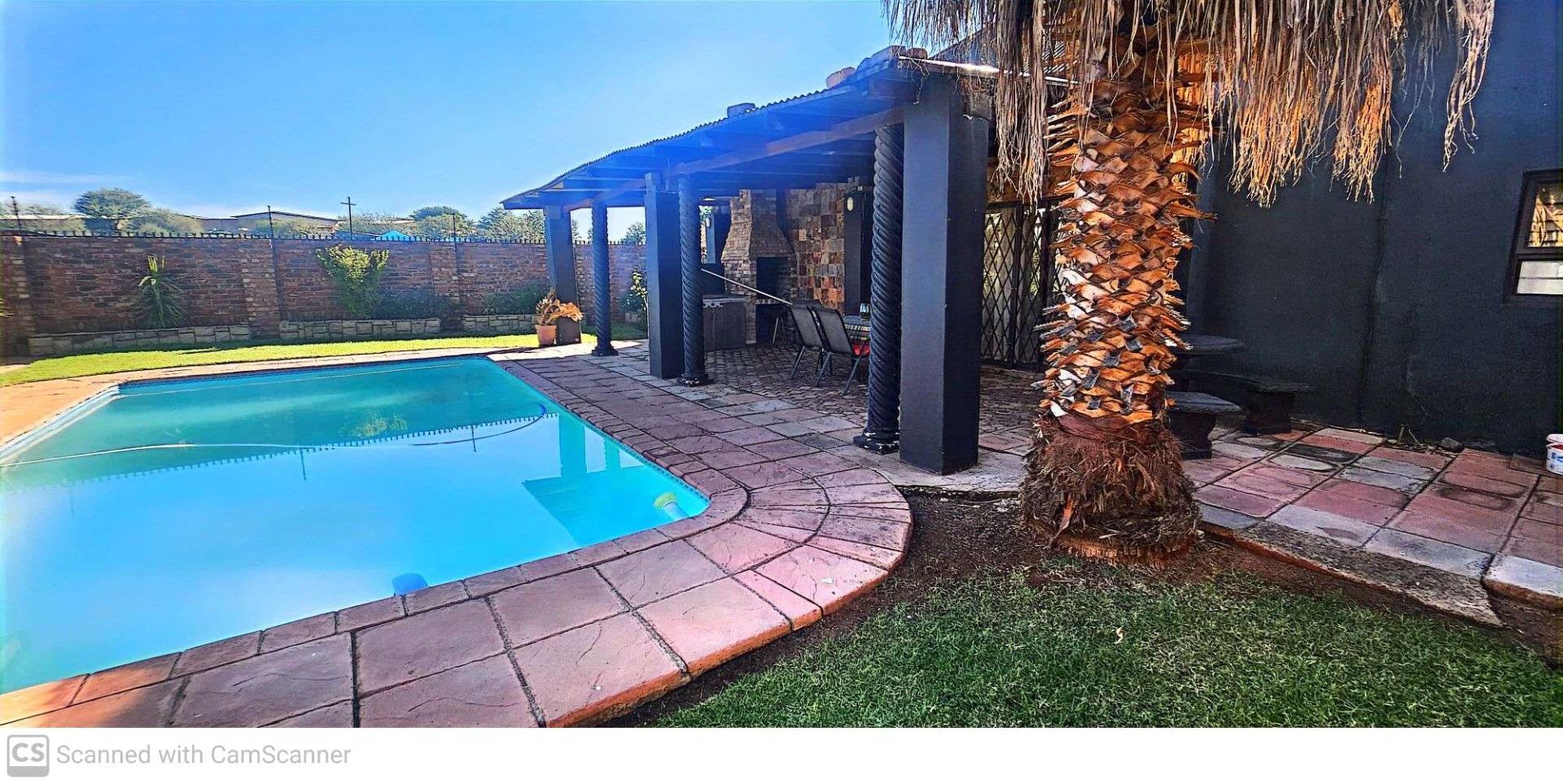 3 Bedroom House for sale in Homestead P24114307262