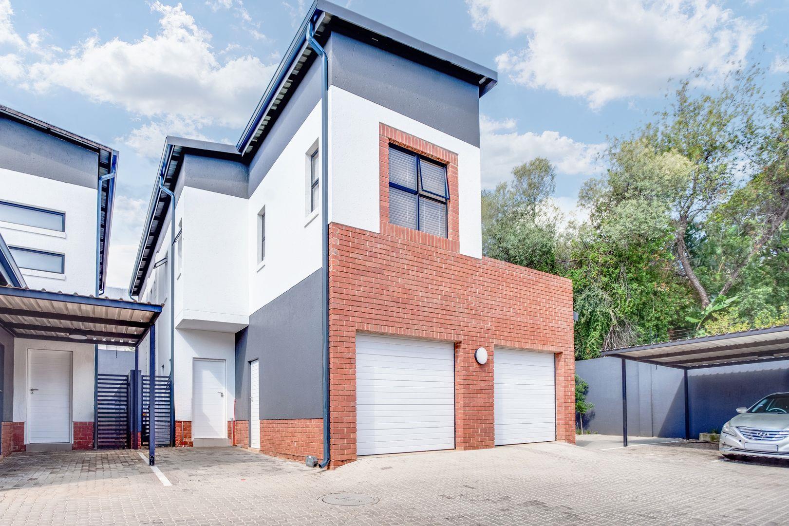 Bryanston Property Townhouses for sale in Bryanston