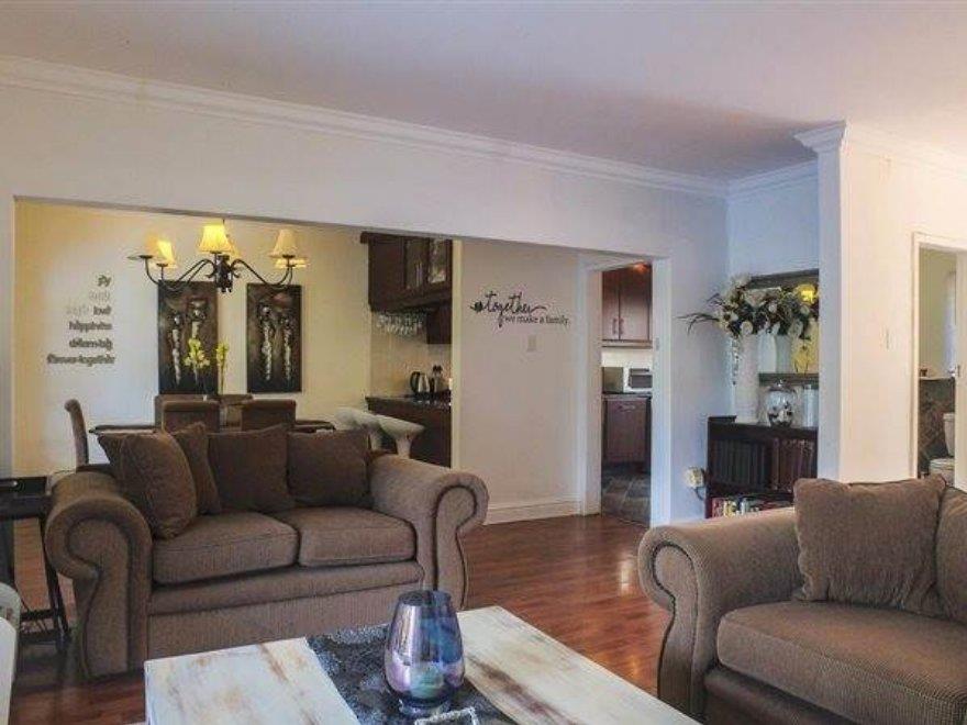 3 Bedroom House for sale in Westville P24114307508