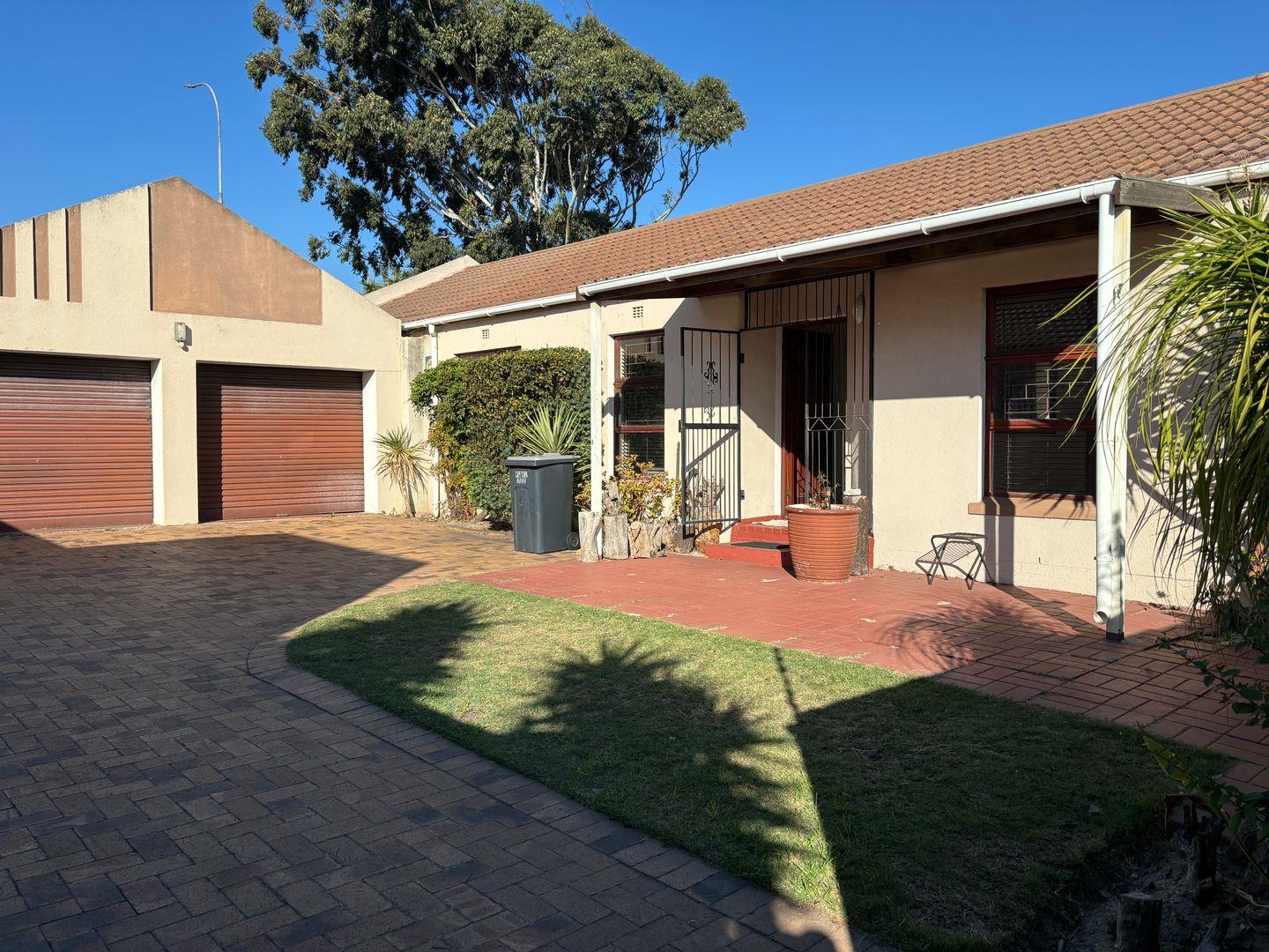 5 Bedroom House for sale in Tygerdal P24114308021