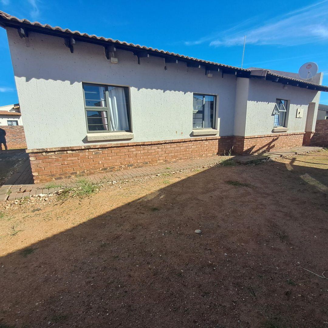 3 Bedroom House to rent in Kathu P24114309721