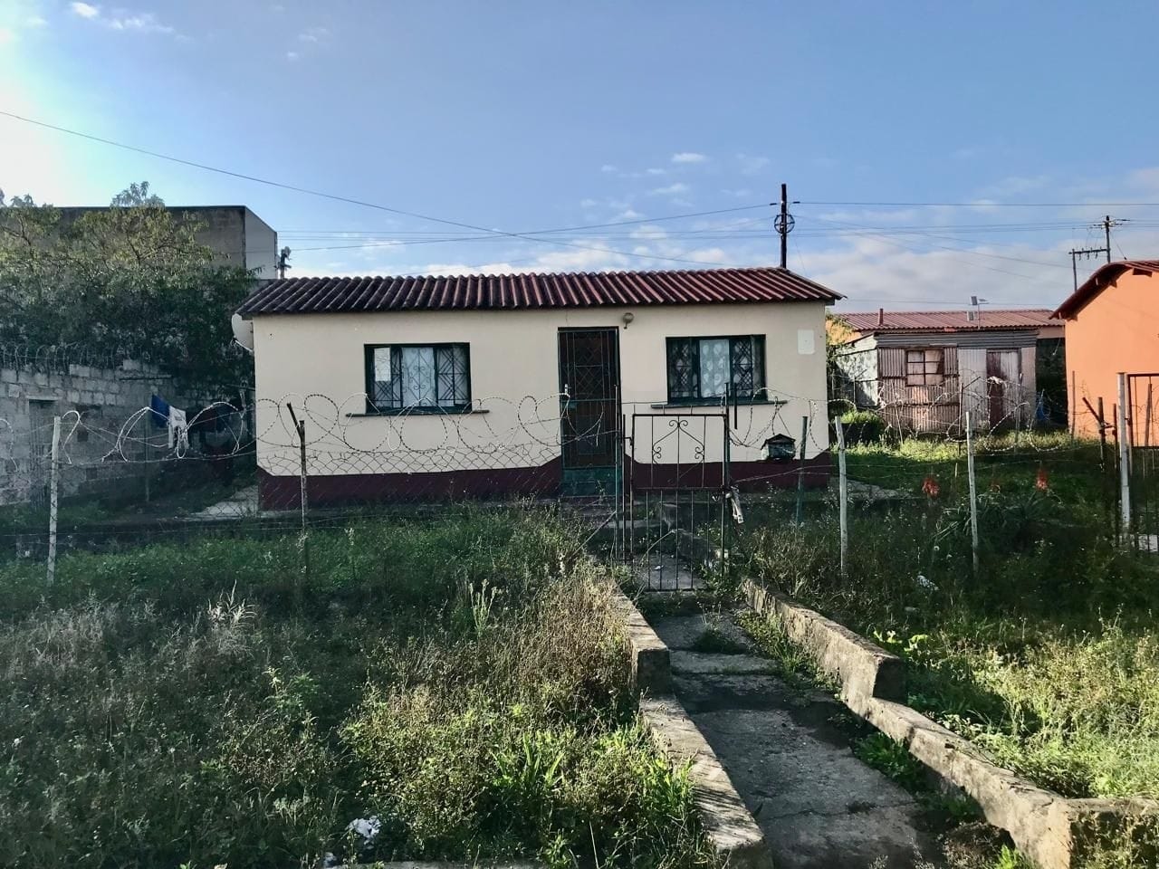 2 Bedroom House for sale in Mdantsane Nu 10 P24114314714