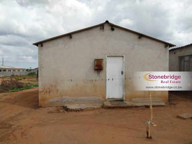 2 Bedroom House for Sale in Pumula South