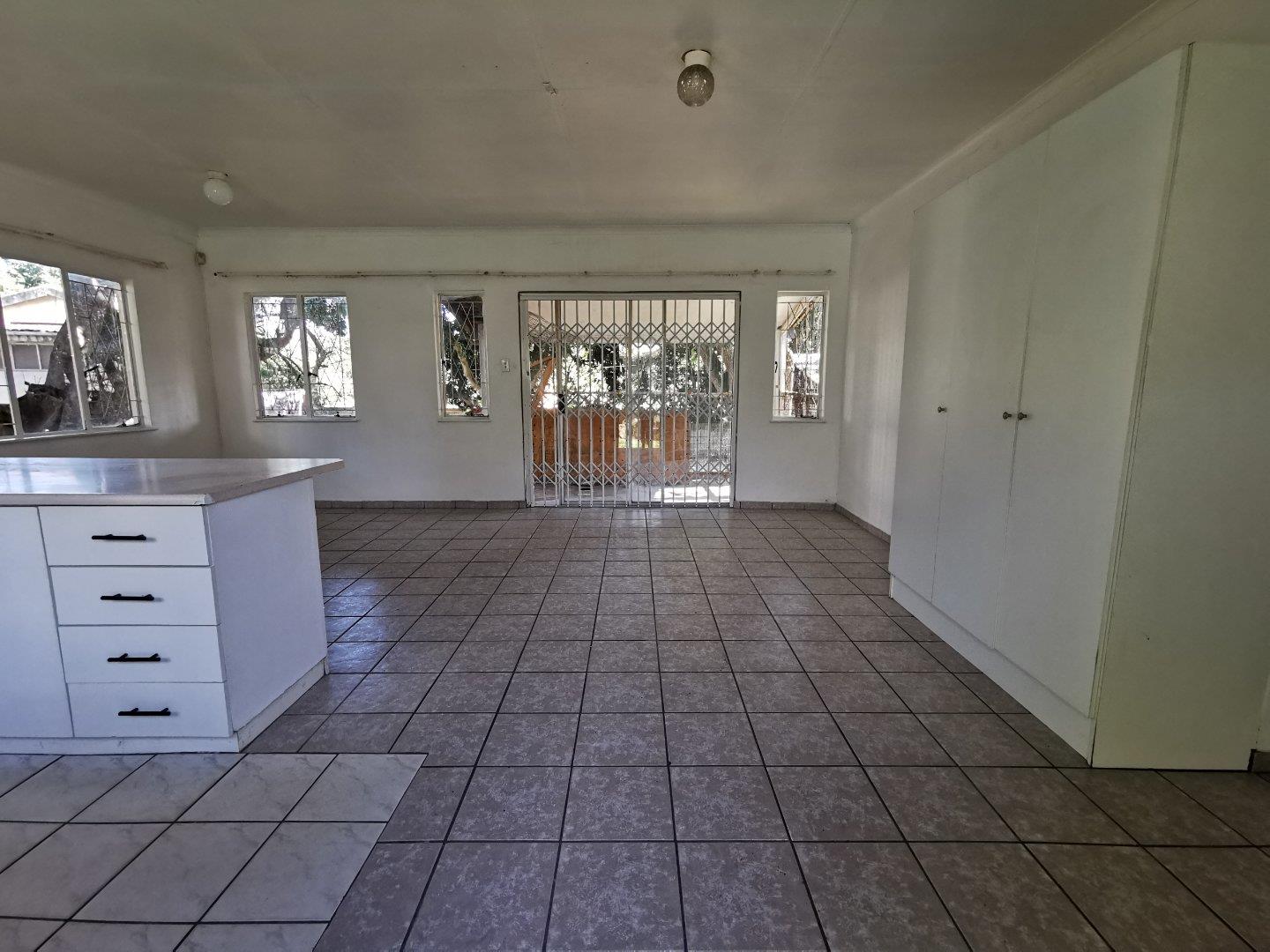 Ashley Property Apartments / flats to rent in Ashley