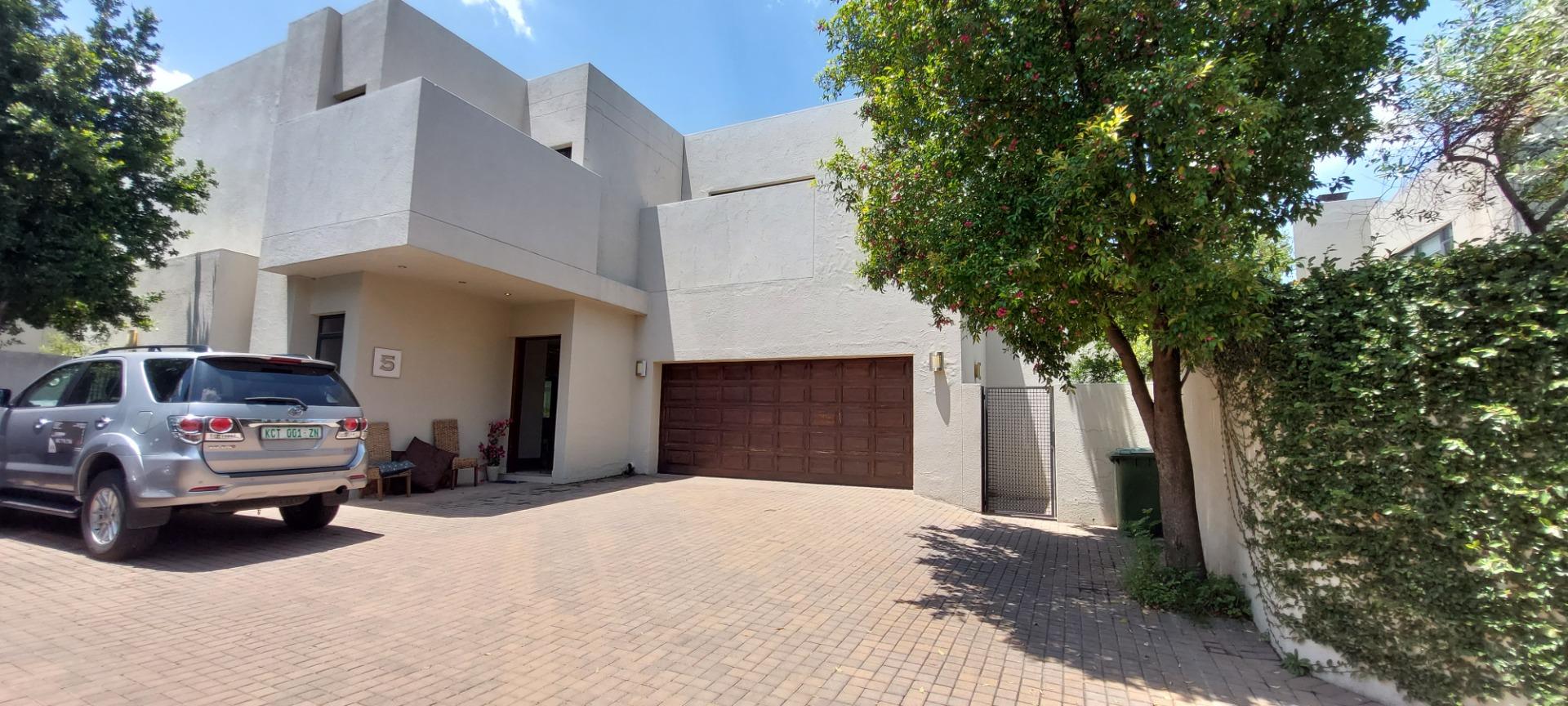 River Club, Sandton Property Property and houses to rent in River