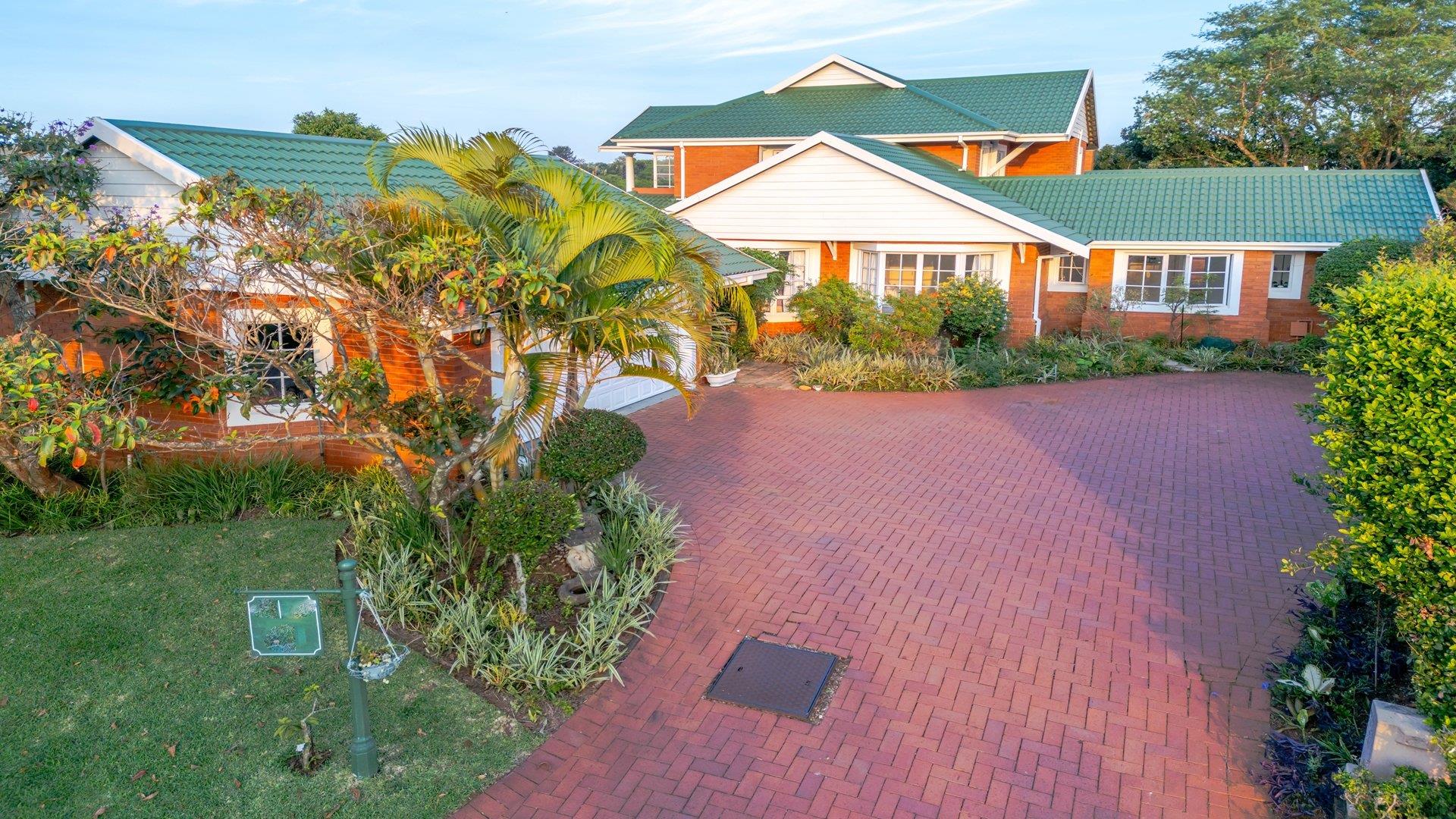 4 Bedroom House for sale in Mount Country Club Estate P24