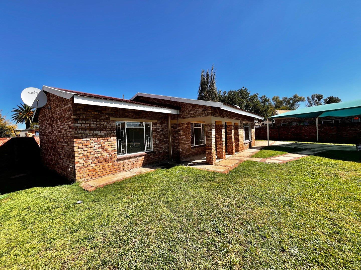 3 Bedroom House for sale in Baillie Park P24114319223