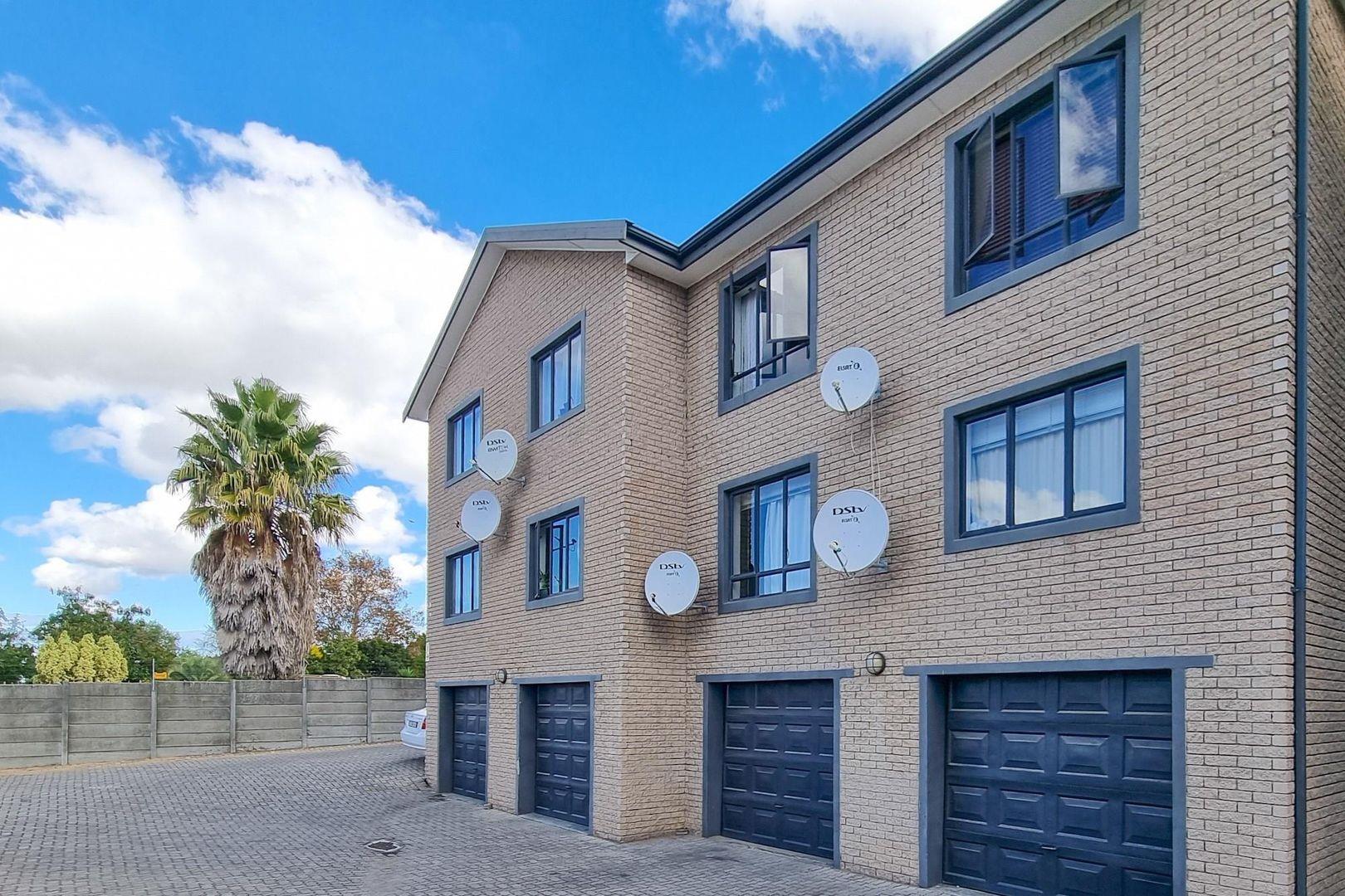 Vredekloof East Property Apartments / flats to rent in Vredekloof