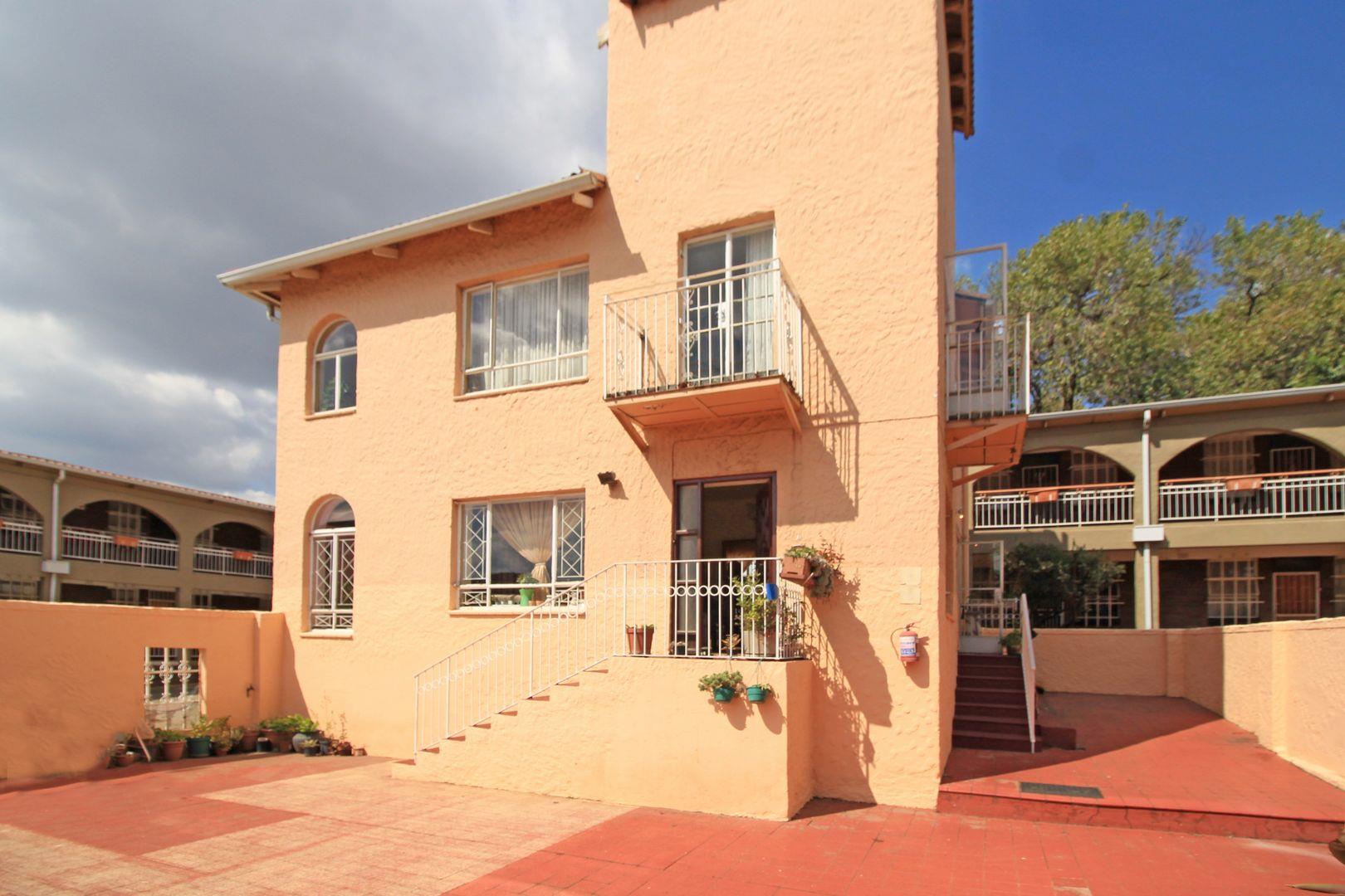 3 Bedroom Townhouse for sale in Albertville 109 Villa V Barcelona, 69