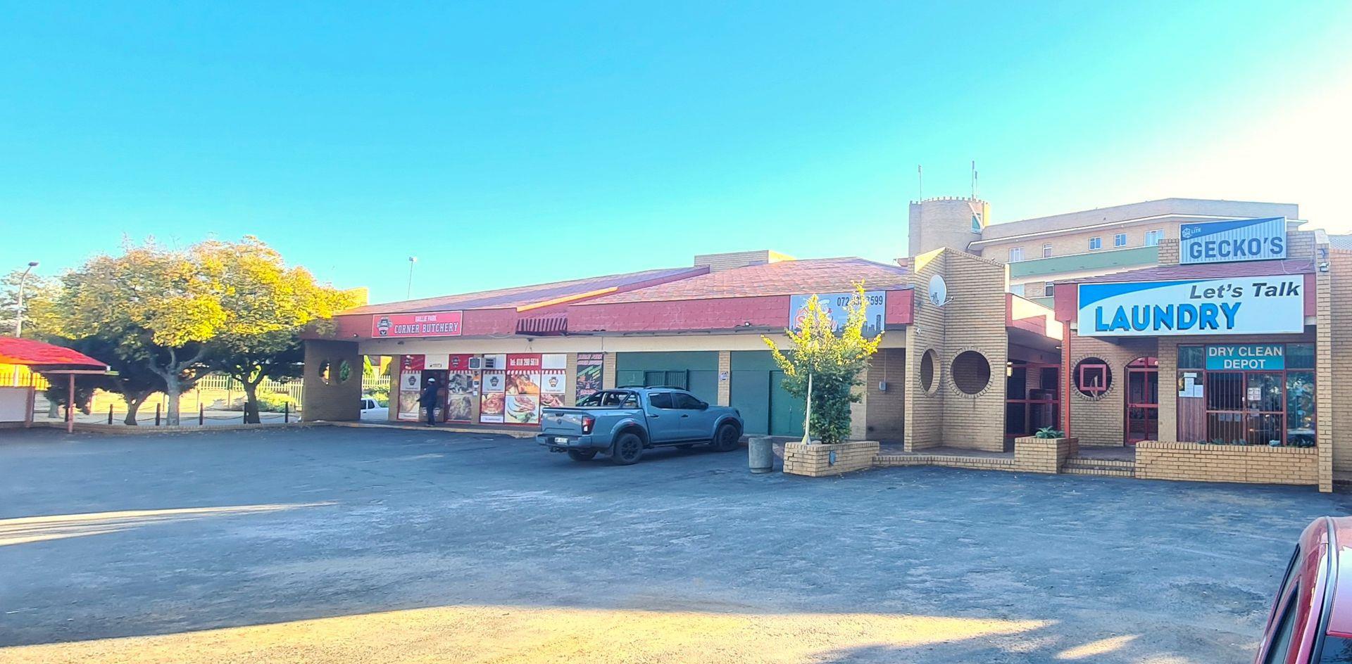 Commercial property for sale in Baillie Park P24114321697