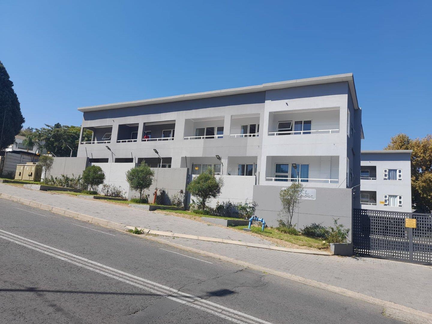 4 Bedroom Apartment / flat to rent in Morningside Manor P24114321753