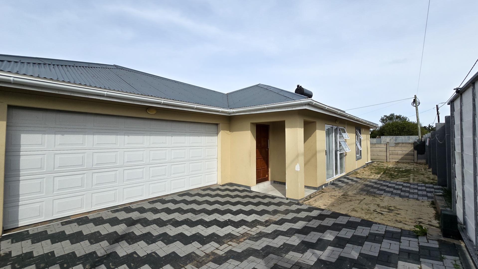 3 Bedroom Townhouse for sale in Cambridge West P24114172991