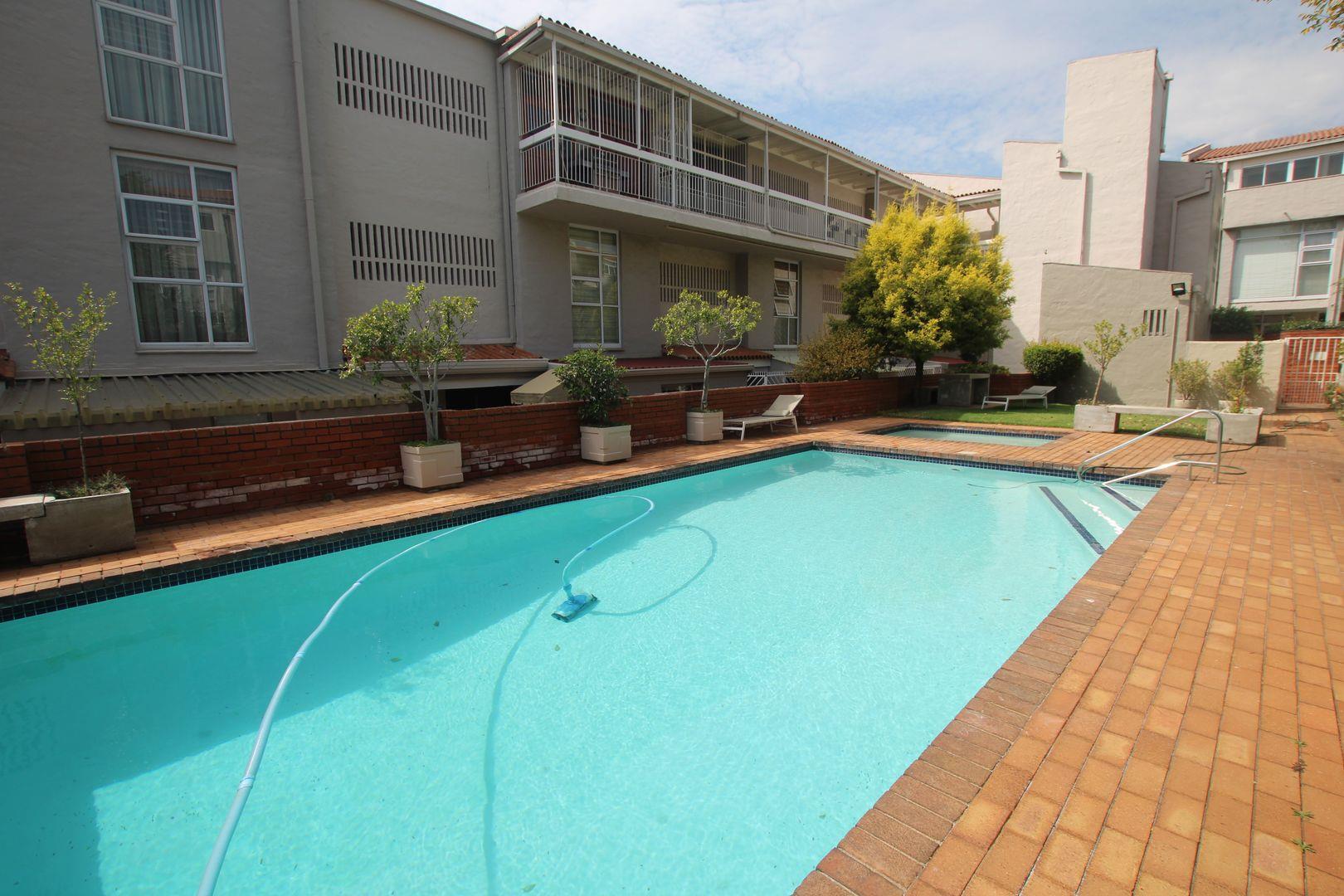 3 Bedroom Townhouse for sale in St Andrews P24114322300