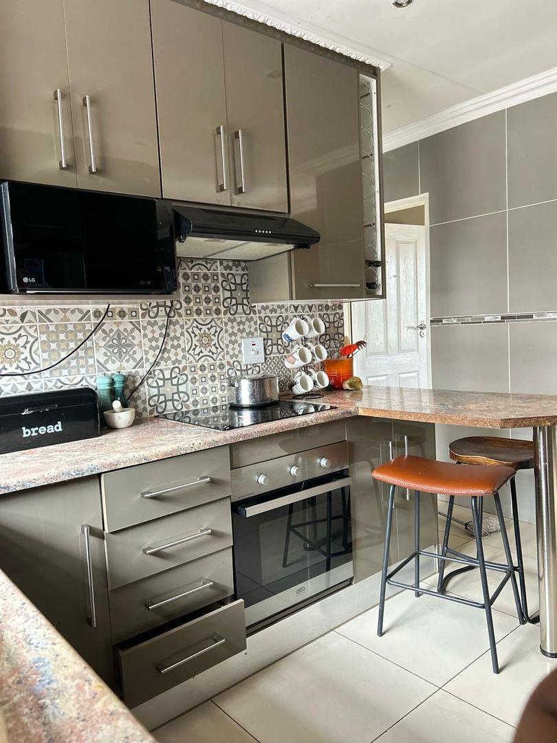 Lakeside, Evaton Property Houses for sale in Lakeside, Evaton