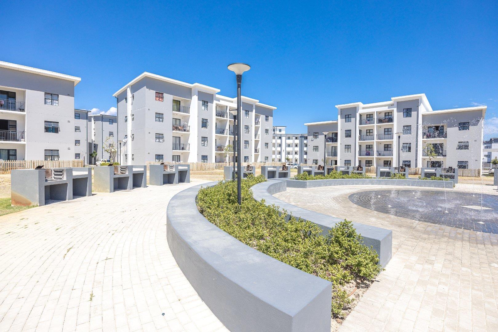 2 Bedroom Apartment / flat for sale in Parklands East 23 Morningfield