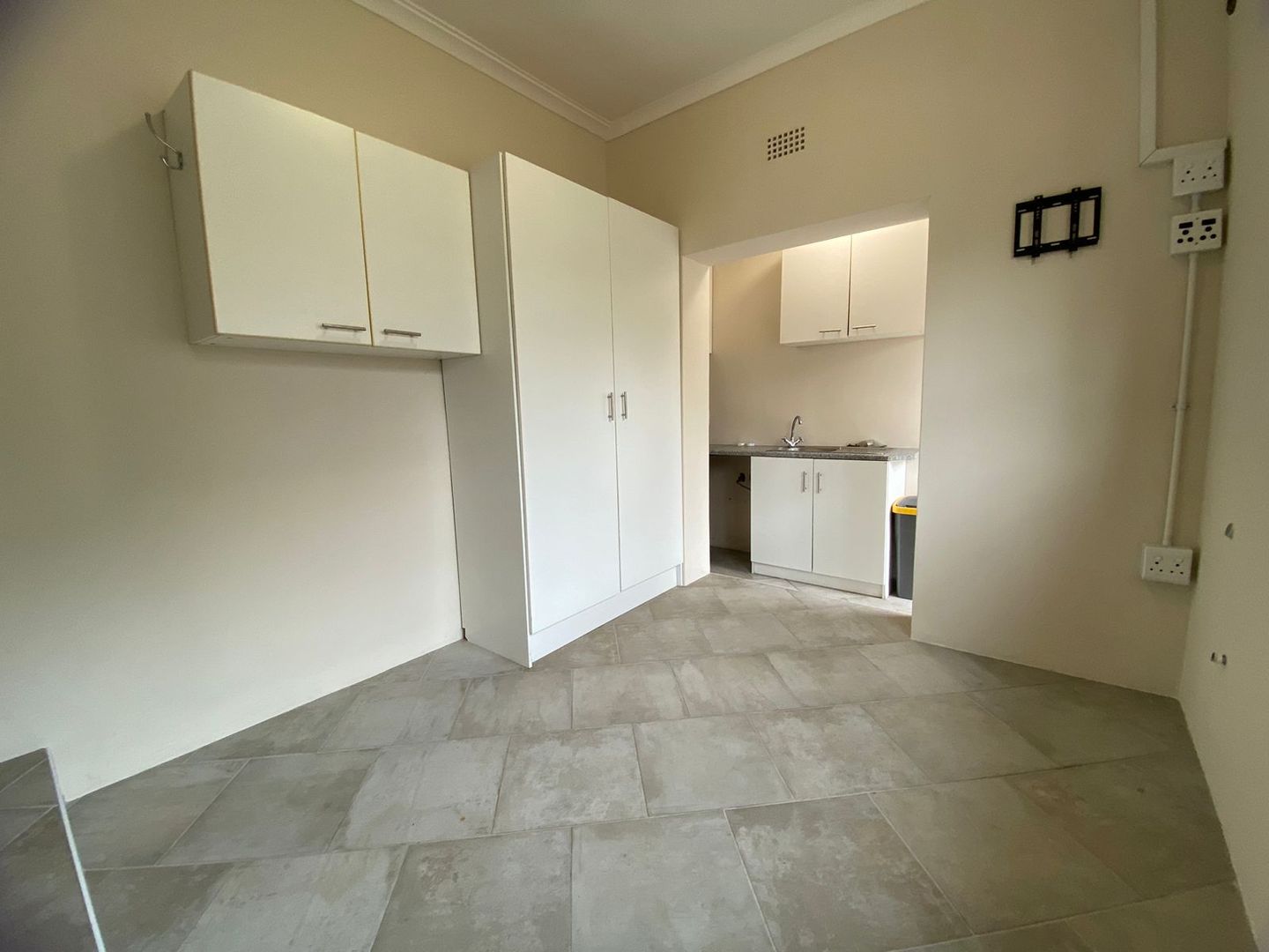 Sunridge Property Apartments / flats to rent in Sunridge