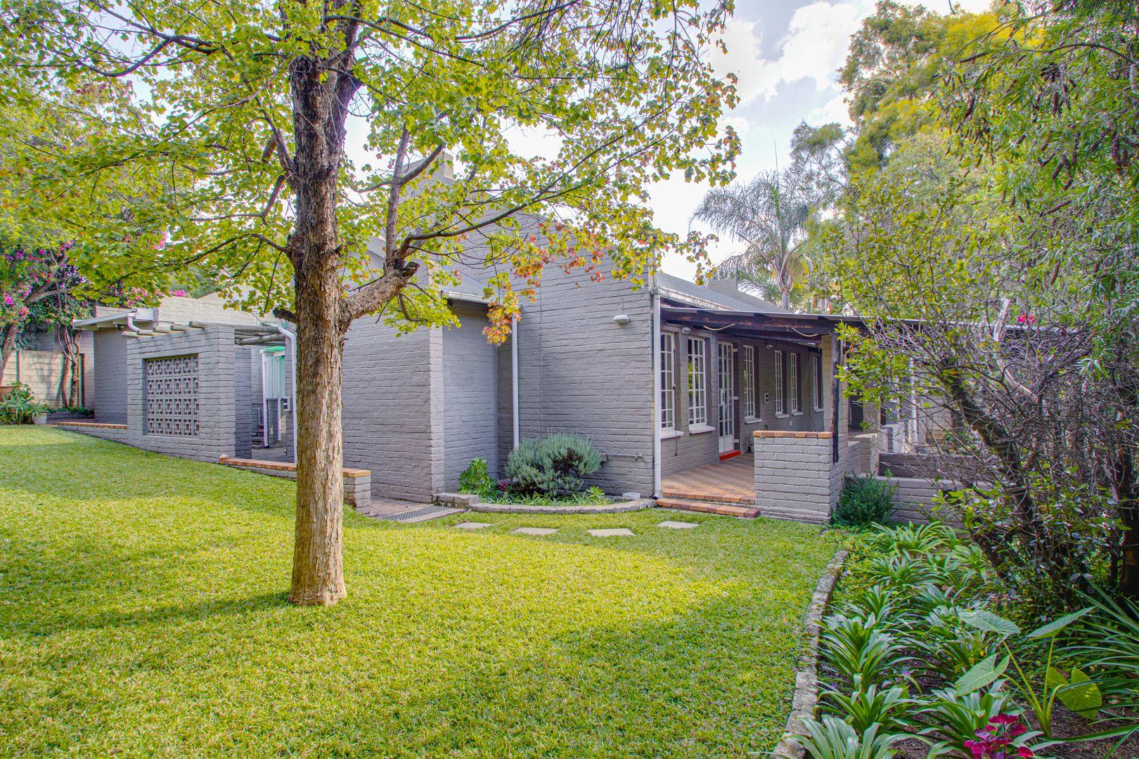 3 Bedroom House for sale in Ferndale P24114323638