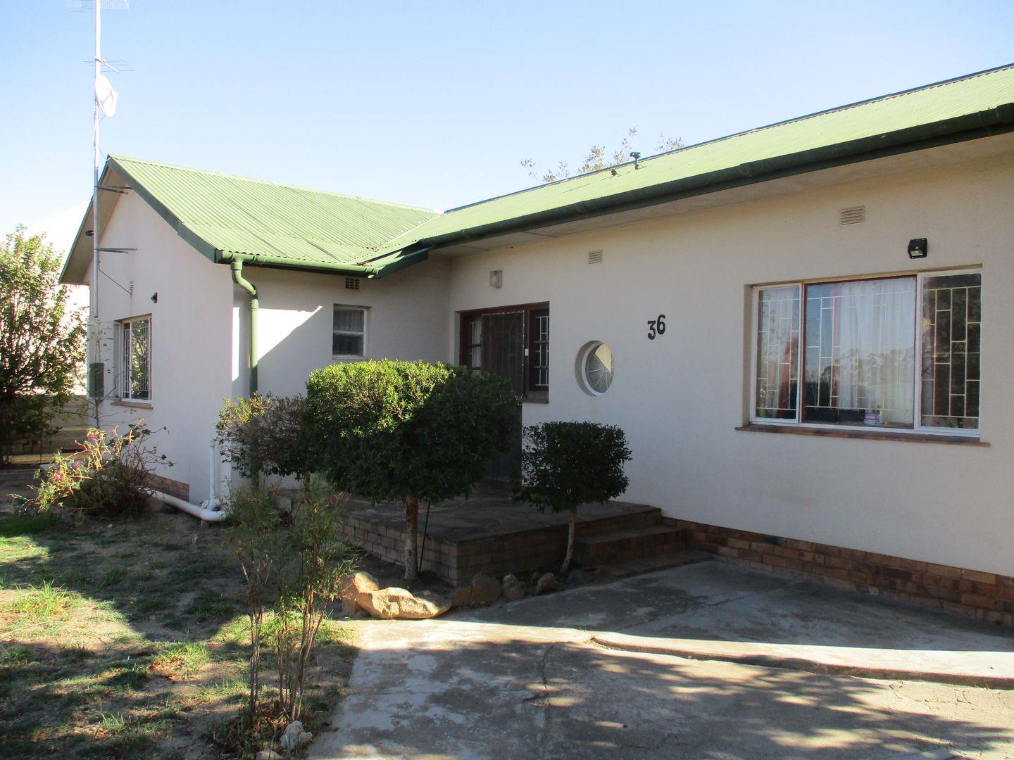 3 Bedroom House for sale in Porterville P24114325293