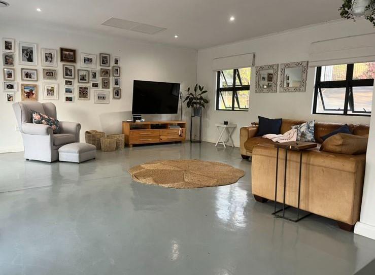 5 Bedroom House for sale in Mount Moreland 9 Alfred St P24114325299