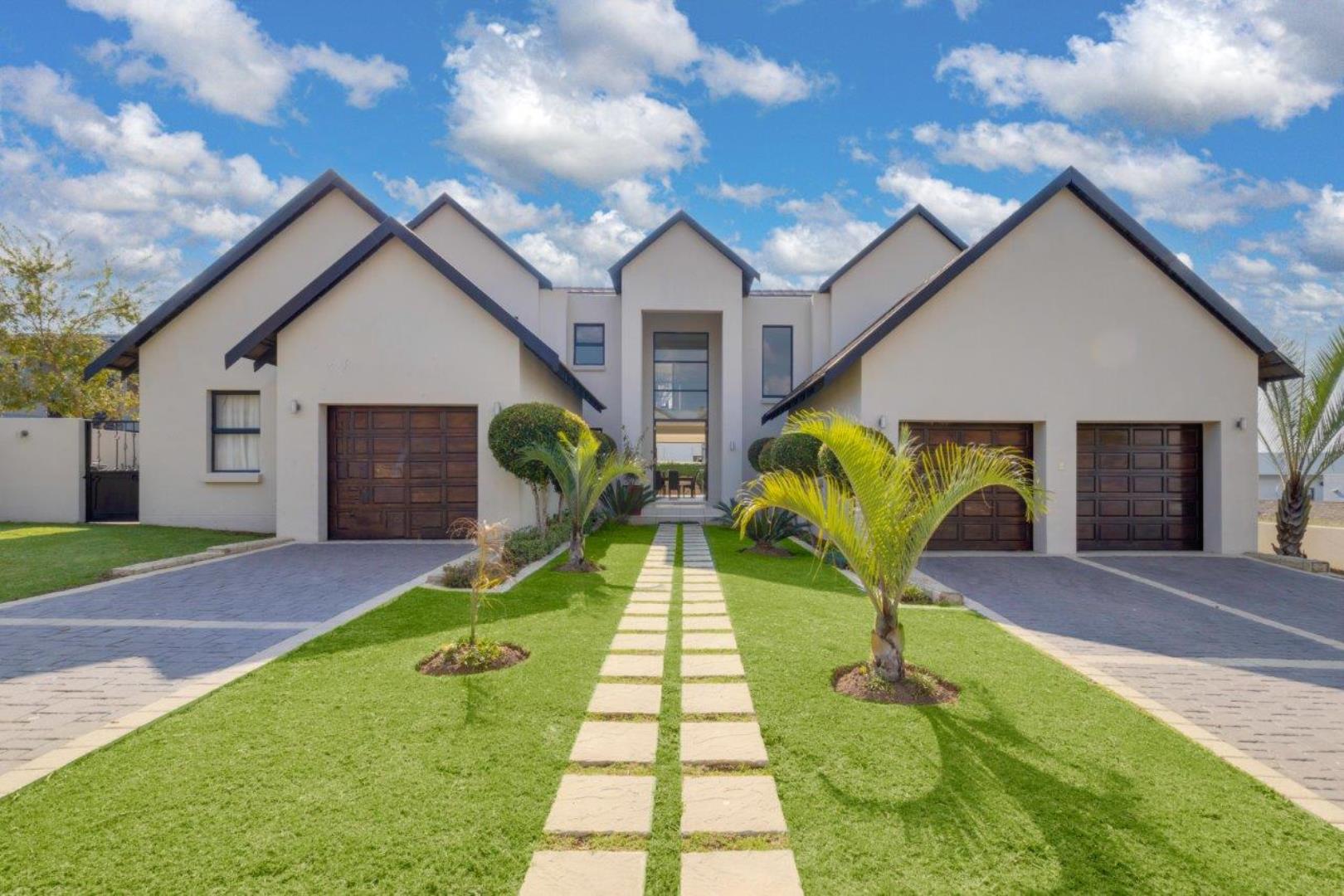 5 Bedroom House for sale in Copperleaf Estate 1 Whistling Straits P24114325900