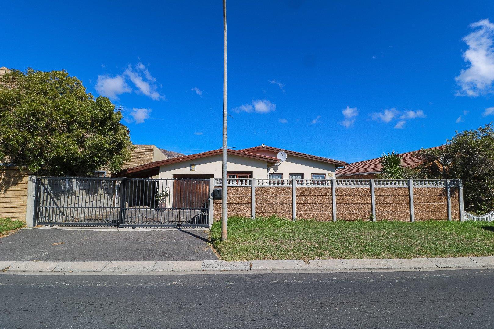 Houses for sale in Gordons Bay Gordons Bay Property