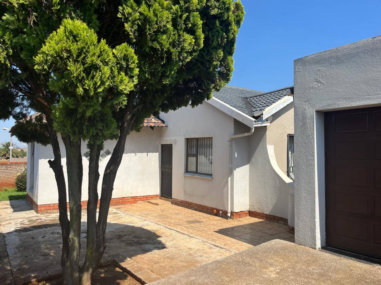 Zakariyya Park Property Property and houses to rent in Zakariyya Park