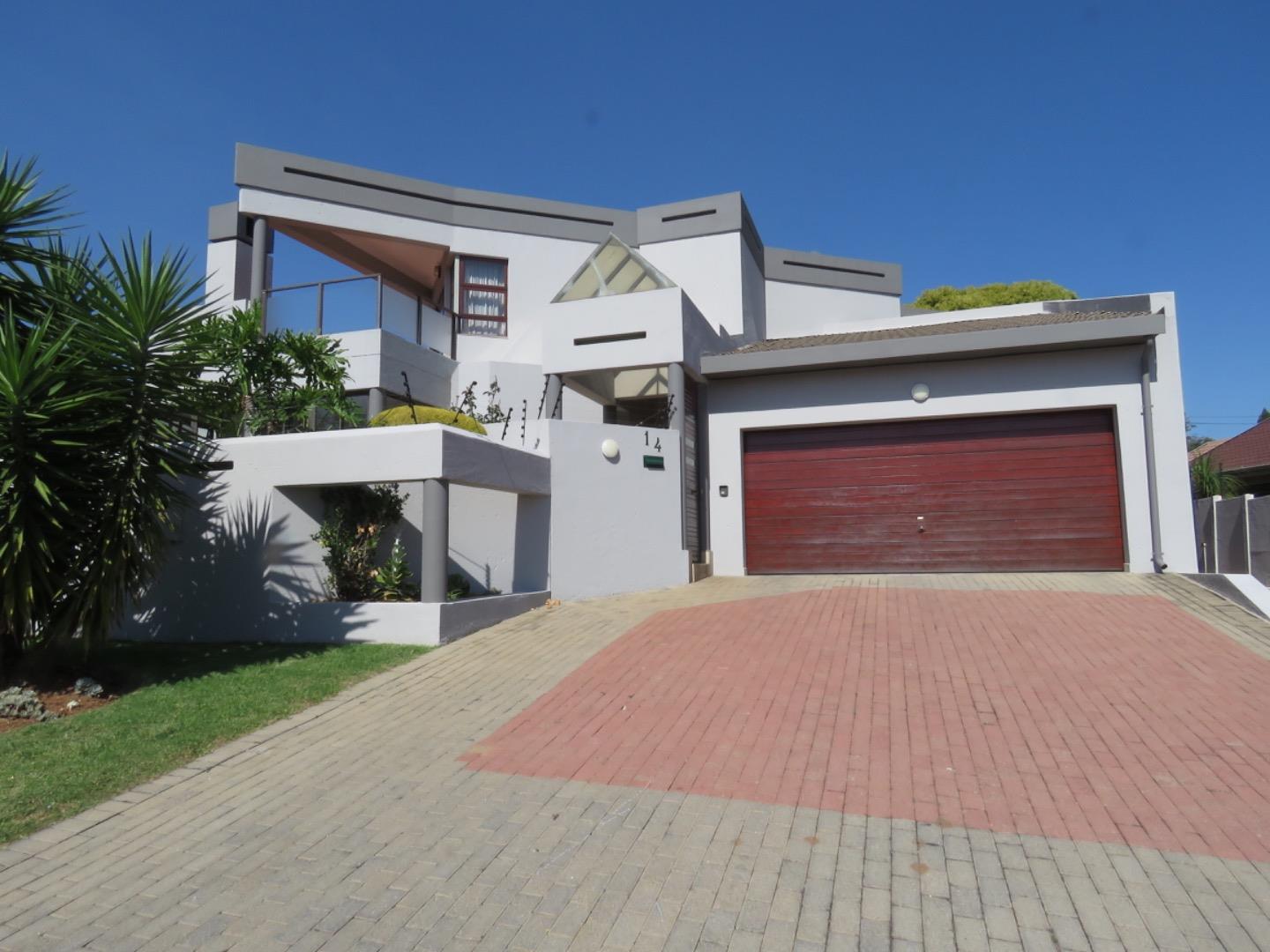 4 Bedroom House for sale in Marais Steyn Park 14 Kiaat Avenue P24