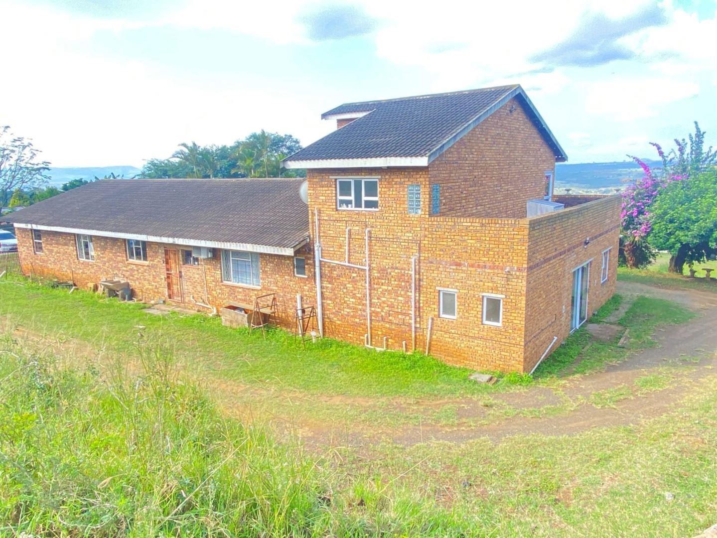 4 Bedroom House for sale in Ashburton P24114329338