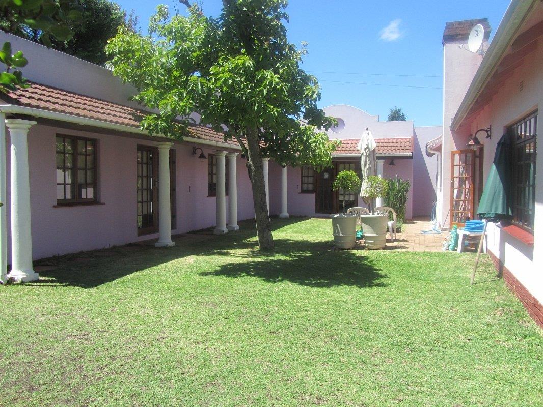 Pinelands, Cape Town Property Property and houses to rent in