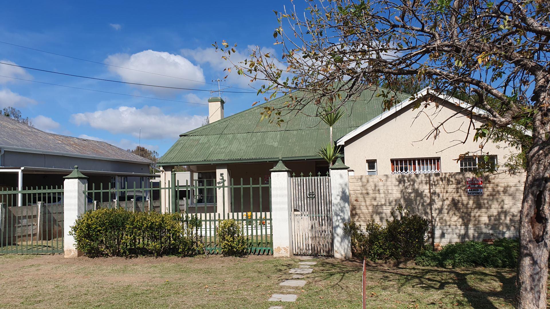 Property and houses to rent in Queenstown Queenstown Property