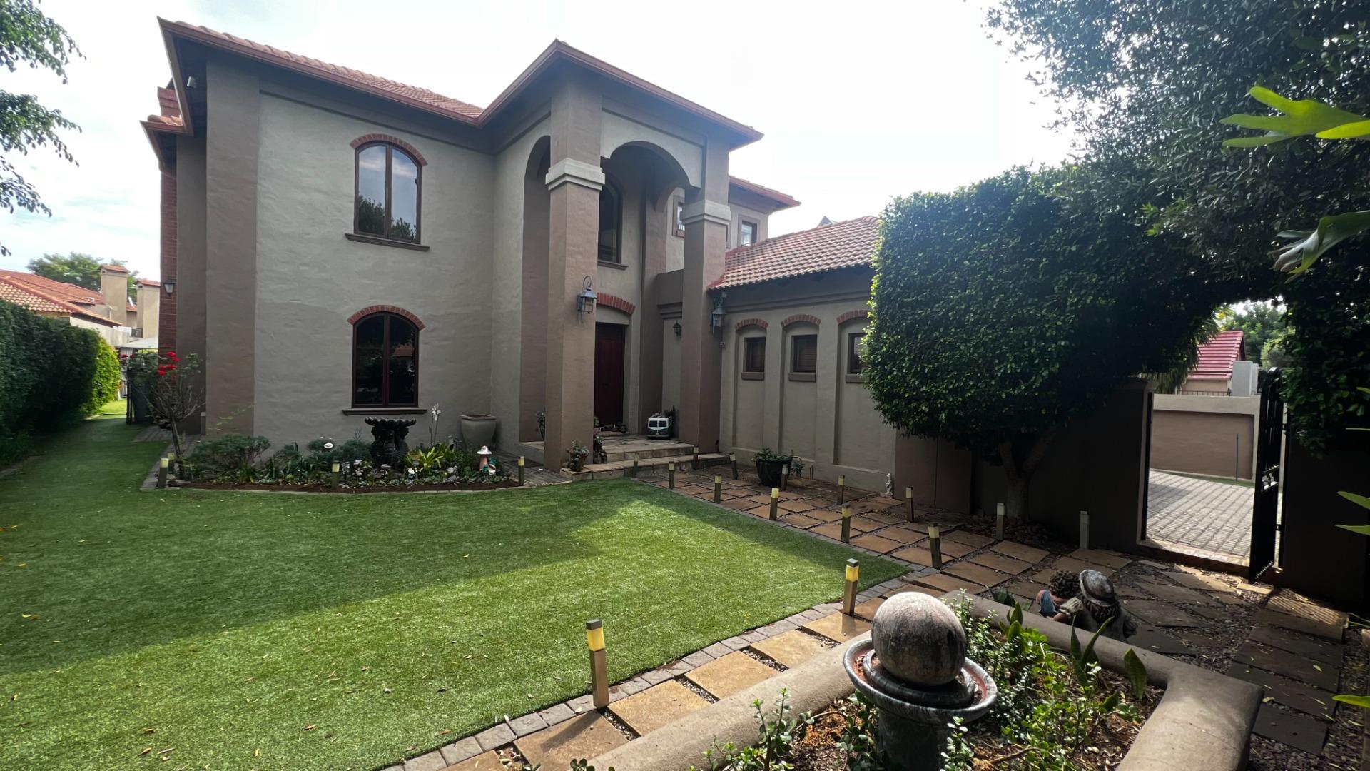 4 Bedroom House for sale in Willow Acres P24114333839