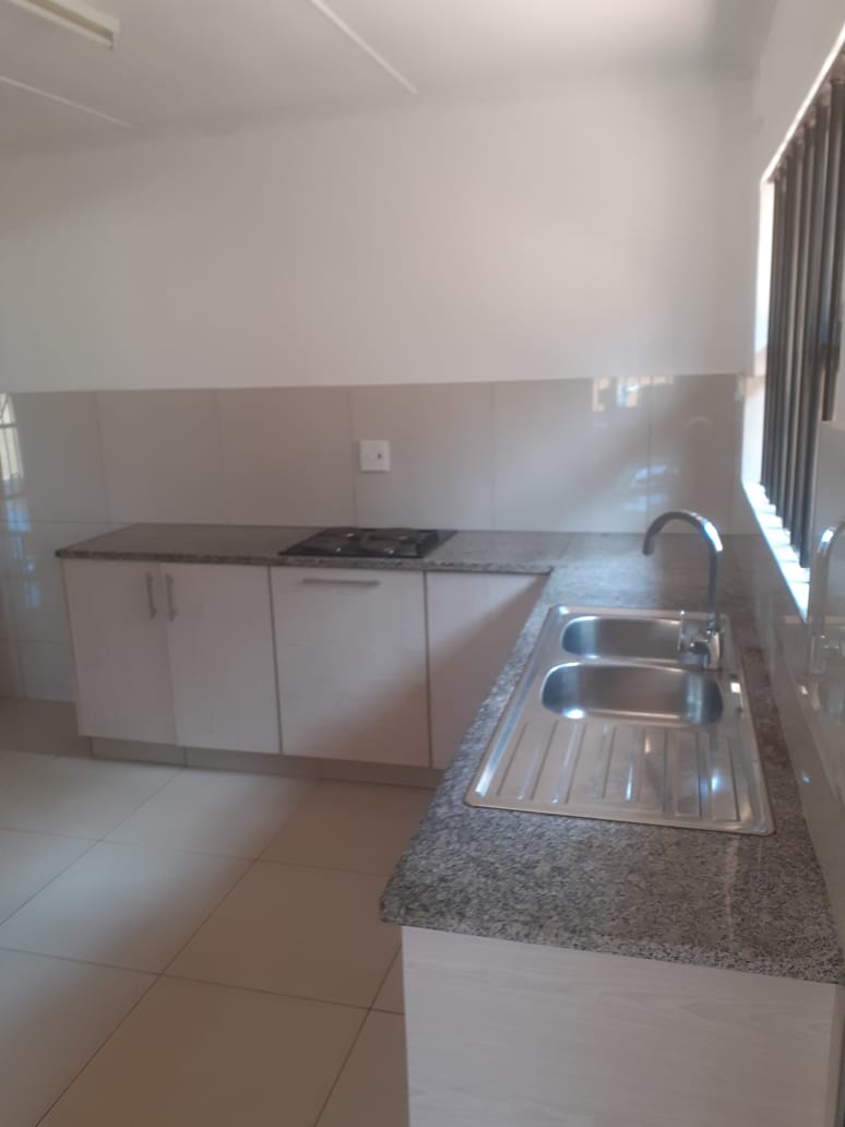 3 Bedroom House to rent in Stanger Manor P24114334684