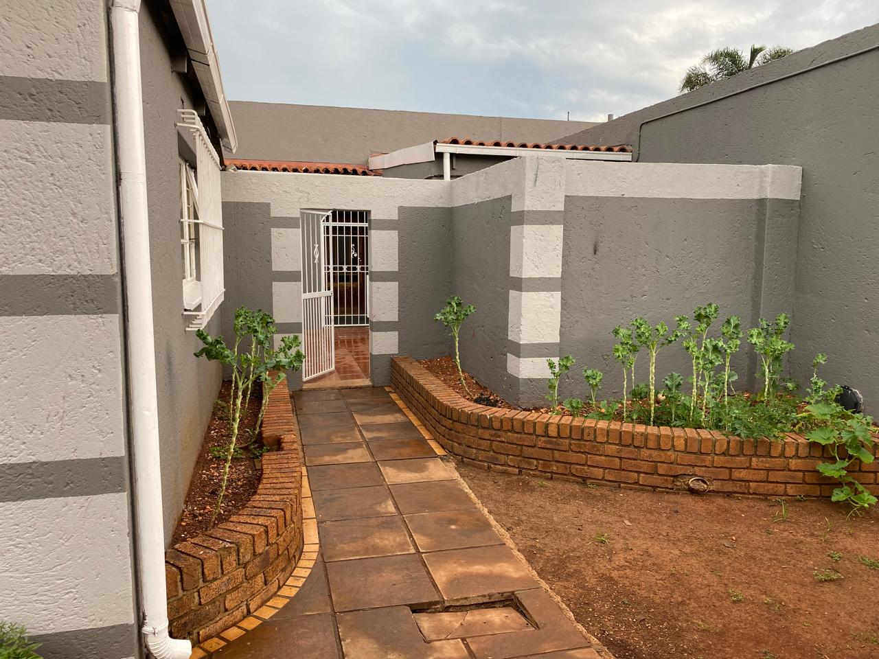 4 Bedroom House for sale in Klopperpark 18 Moregloed Street, Klopper