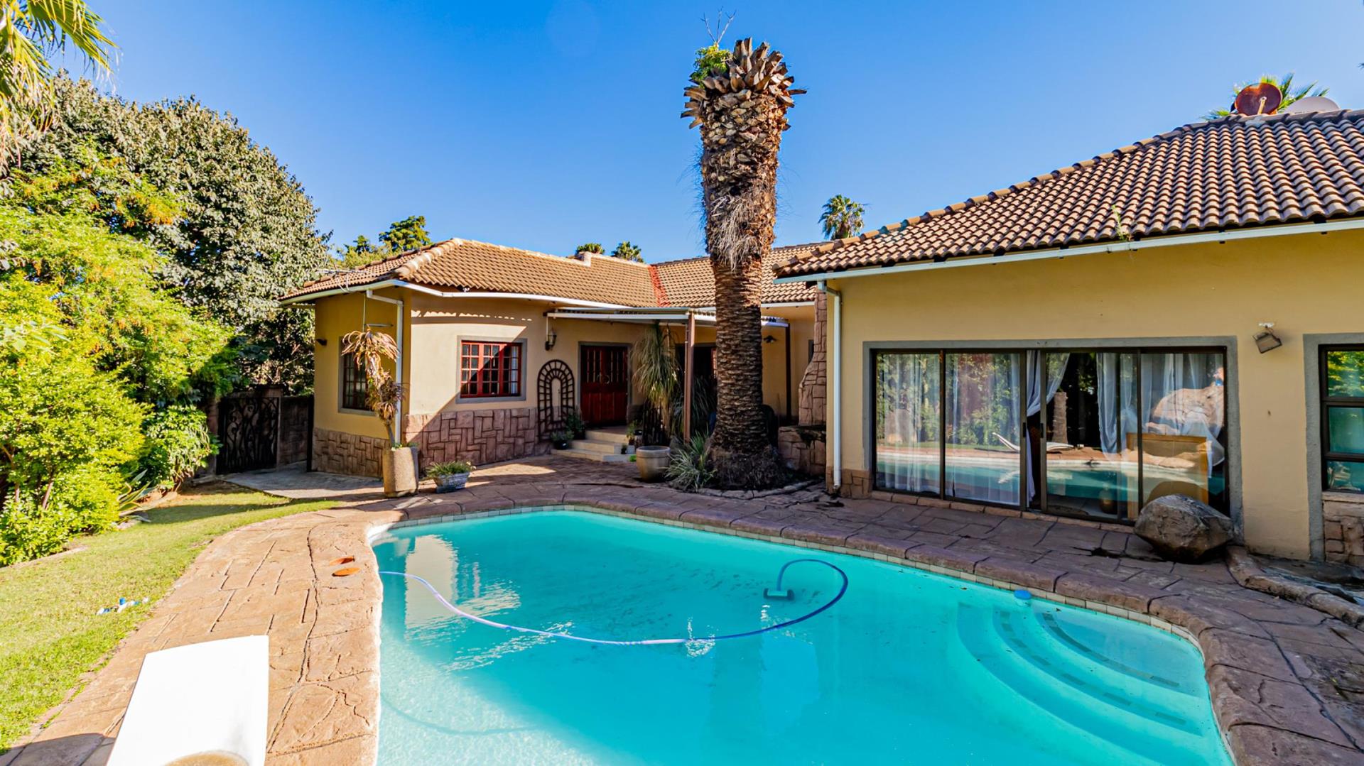 6 Bedroom House for sale in Olivedale 30 Olive Road P24114335230