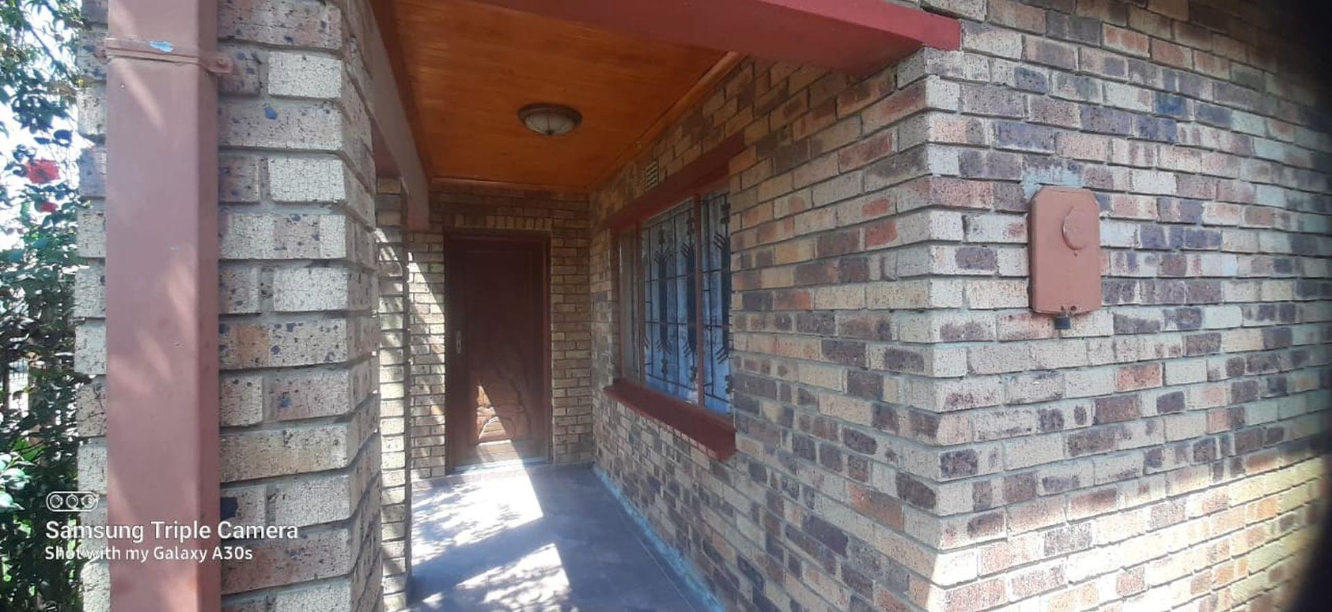 2 Bedroom House for sale in Embalenhle P24114335447