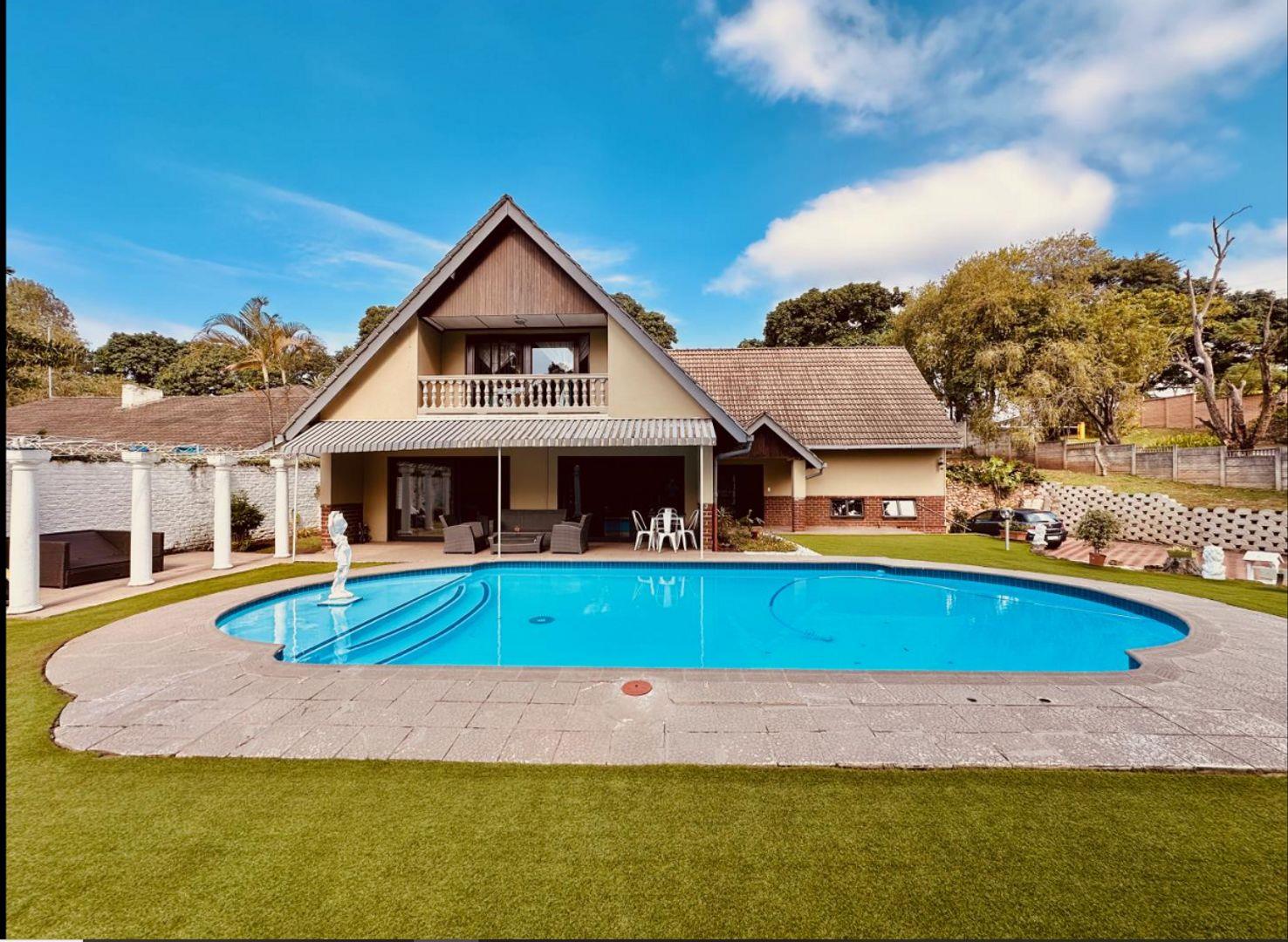 4 Bedroom House for sale in Cowies Hill 2 Belvedale Road P24114327320