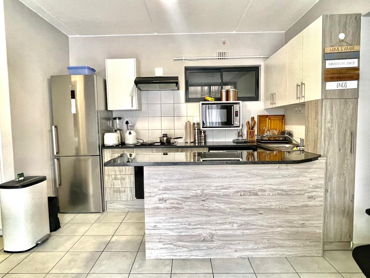 2 Bedroom Apartment / flat for sale in Parklands North 99 Tyral Road