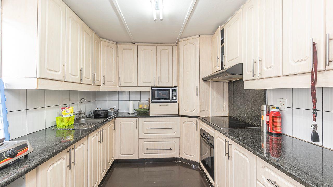 3 Bedroom House for sale in Orient Hills P24114336552