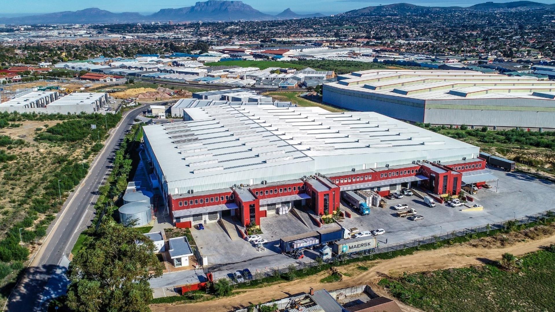 Industrial property to rent in Brackenfell South 1 Capricorn Way