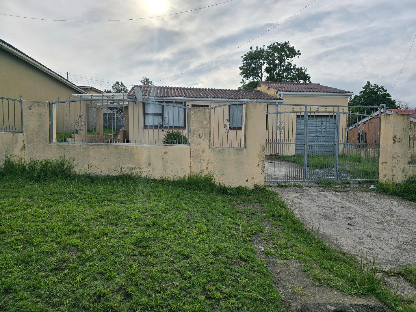 3 Bedroom House for sale in Mdantsane Nu 1 P24114337662