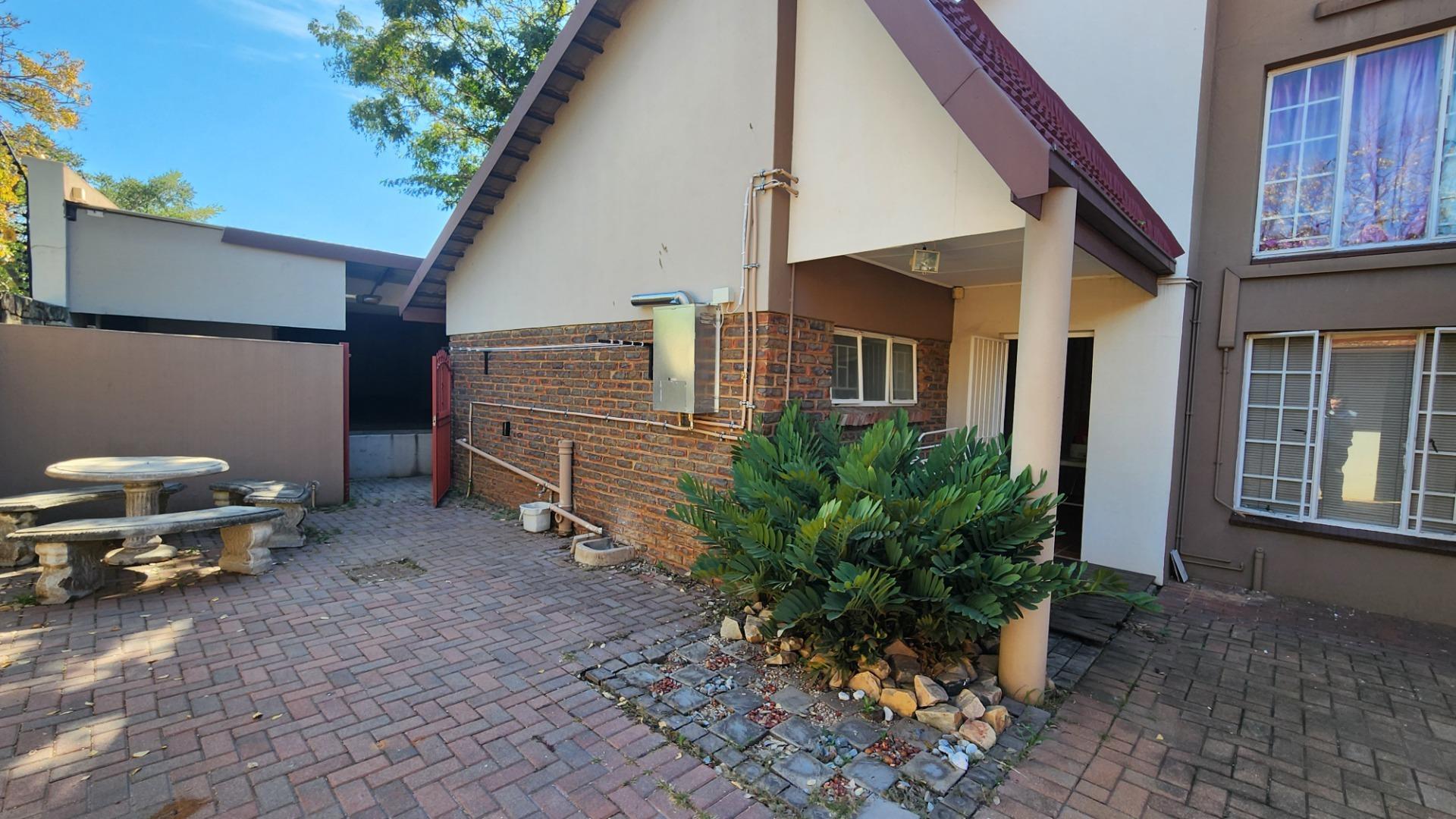 Waverley, Pretoria Property Apartments / flats to rent in Waverley